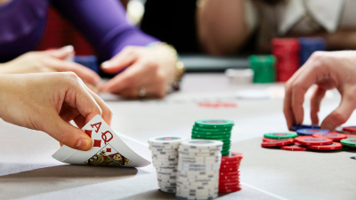 Game đánh bài ăn tiền thật liệu có đáng tin cậy và dễ rút thưởng?
